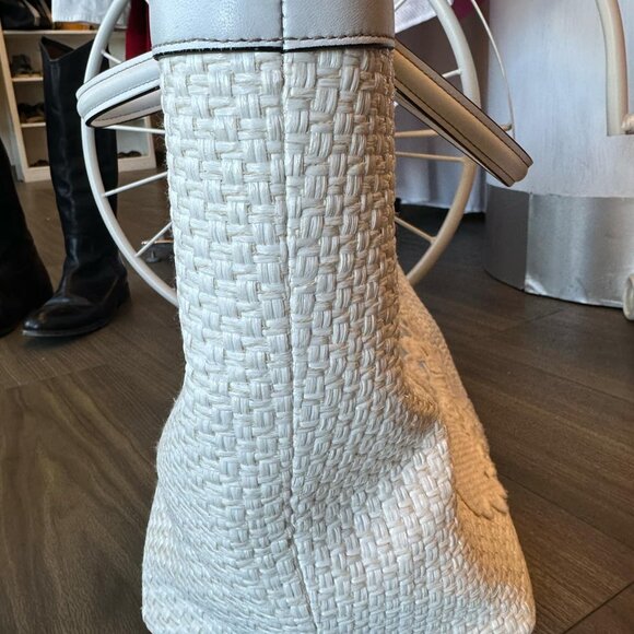 Dolce & Gabbana Sicily Lace Tote - Picture 11 of 16